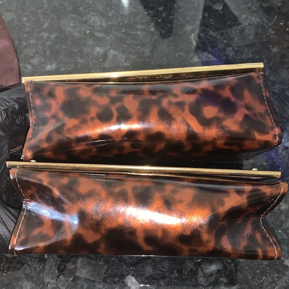 Bundle of 3 eyeglass/sunglass cases
2 TORY BURCH and 1 KATE SPADE case - Picture 8 of 14